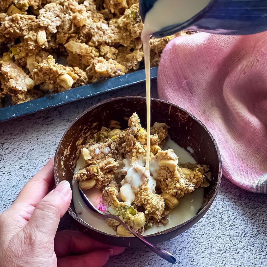 Vegan Peanut Butter Banana Granola