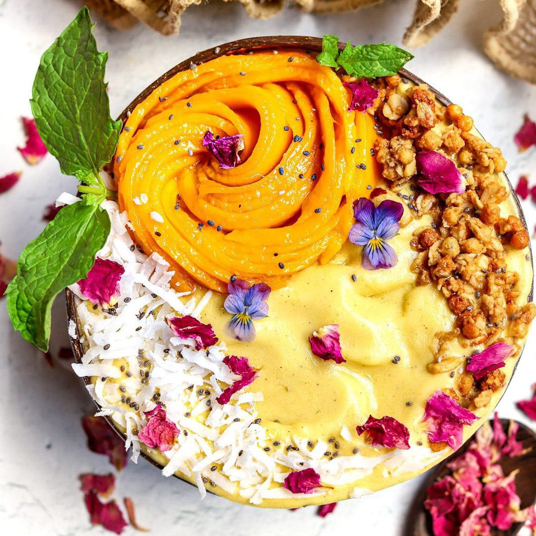 Mango Lassi Smoothie Bowl