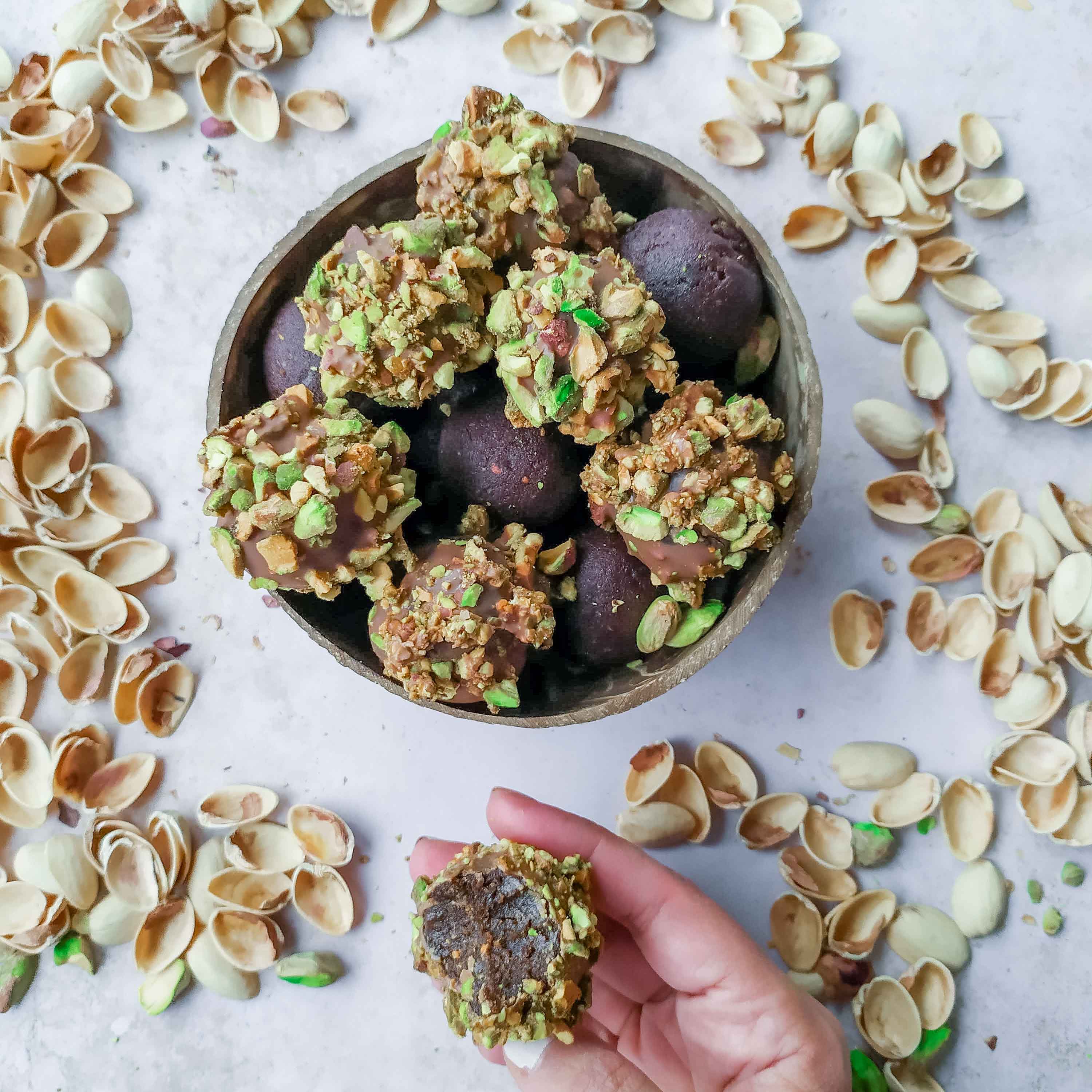 No-Bake Pistachio Truffles