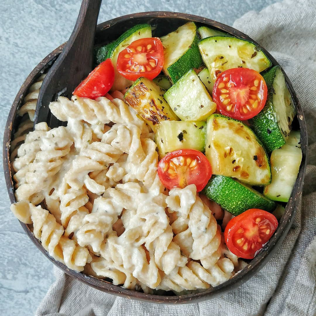 Pasta with Cauliflower Cream 'Cheese' Sauce