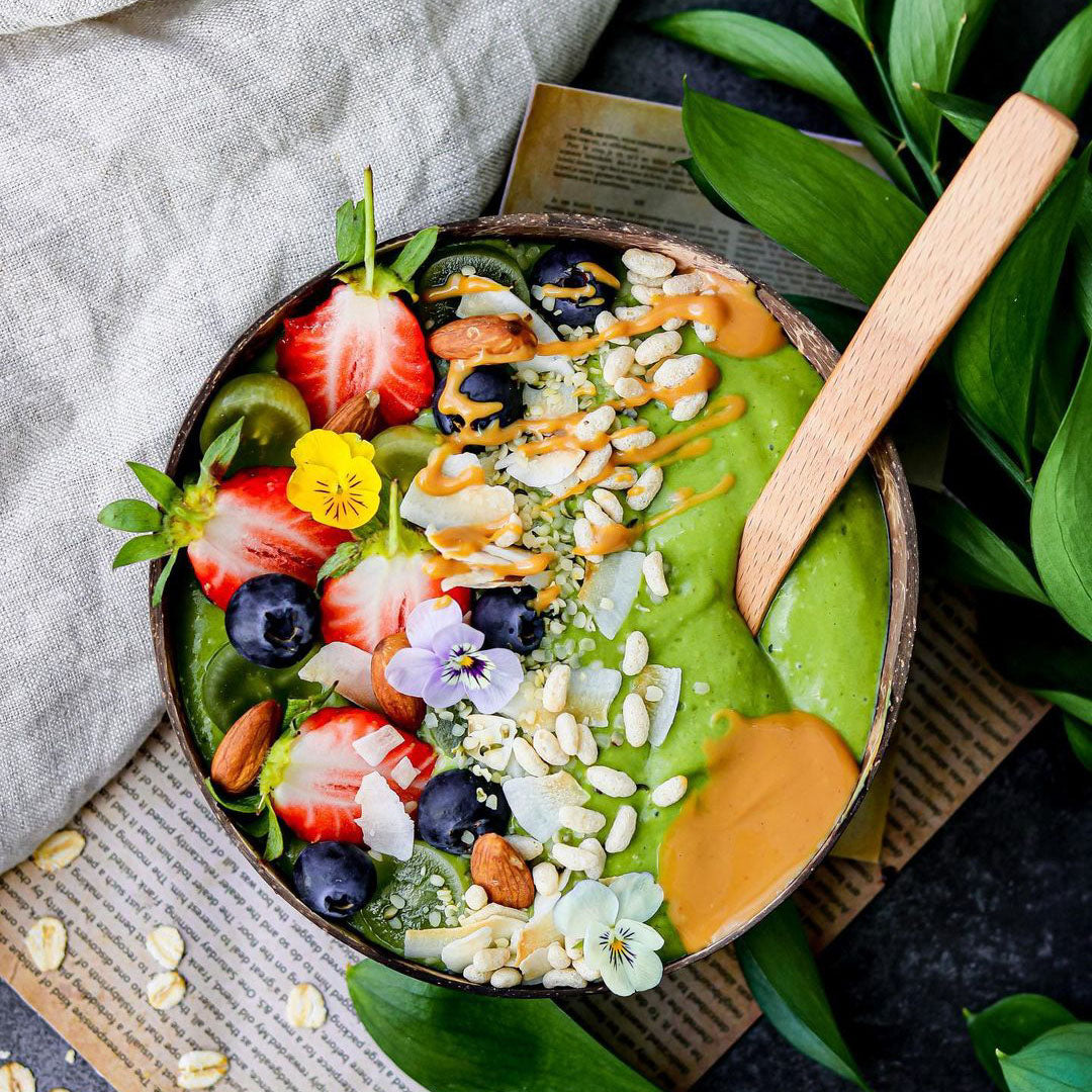 Green Breakfast Smoothie Bowl