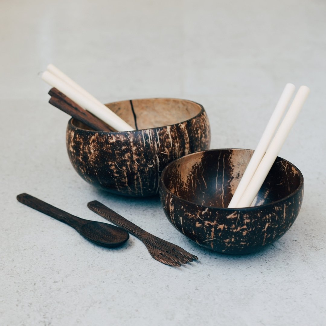 https://www.coconutbowls.com/cdn/shop/files/1_0683996a-a32a-4ce3-a950-070a10f1678f_1200x.jpg?v=1700611632