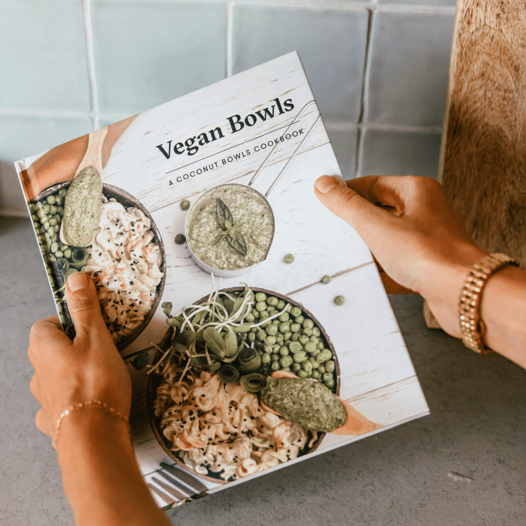 Vegan Bowls Cookbook by Coconut Bowls