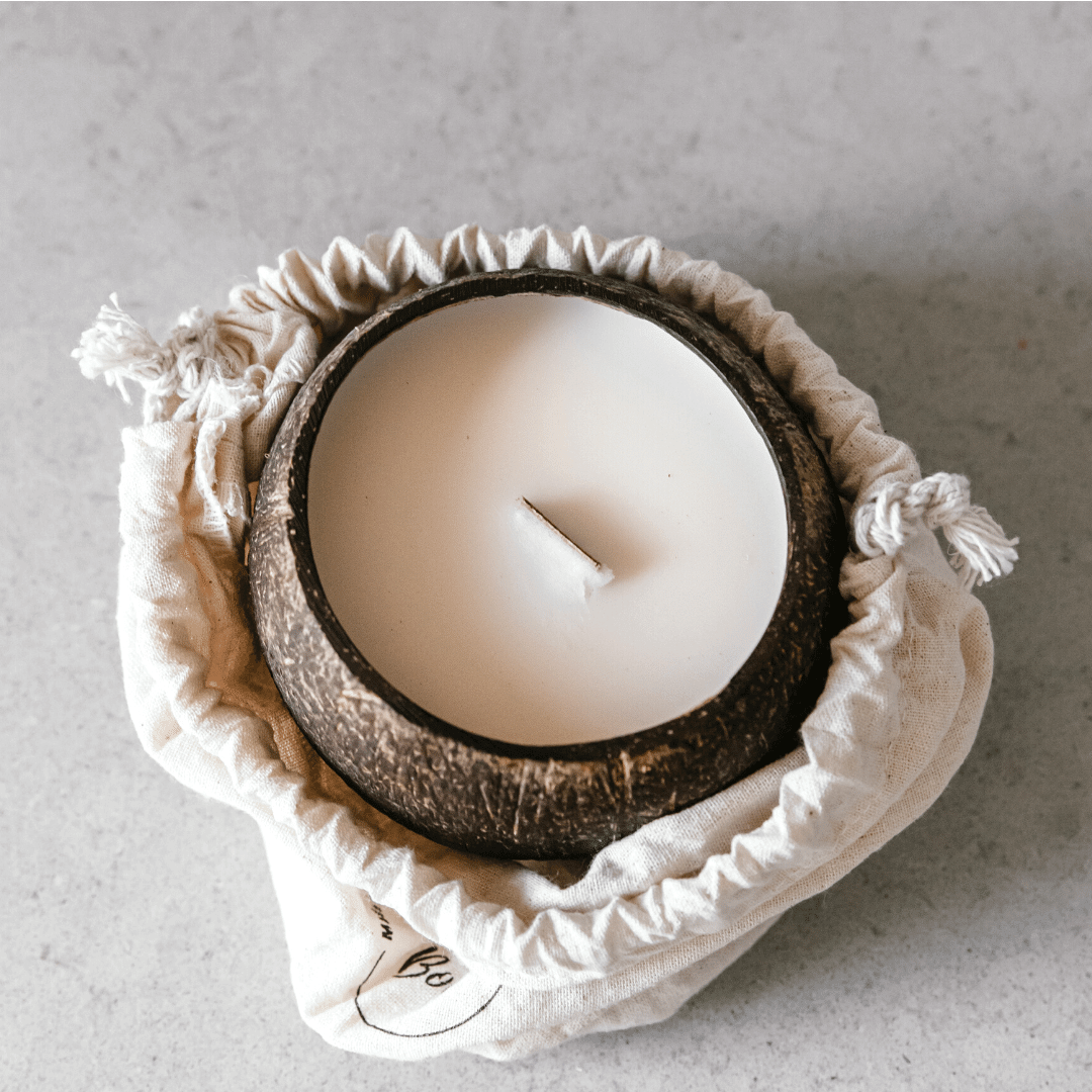 HANDMADE SOY/COCONUT SCENTED CANDLE